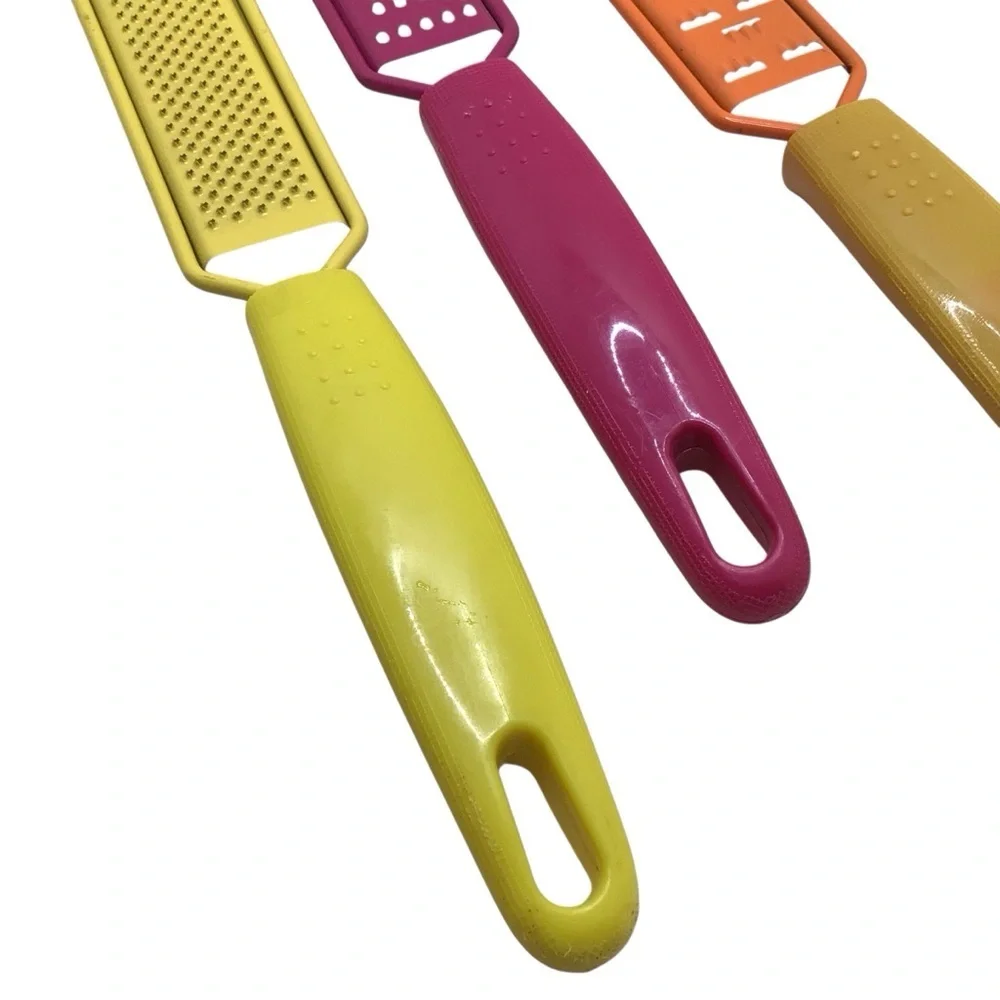 Rare Retro Avon 3pc Colorful Vintage Inspired Stainless Steel Grater Set